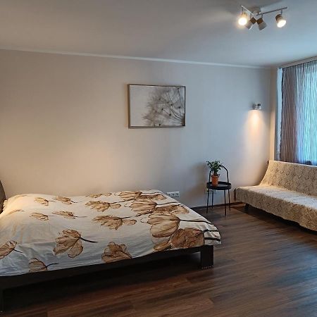 Апартаменти Narvacenter 2, Рядом С Границей Екстер'єр фото